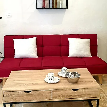 Les Sur La Colline - 21 M2 With Shared Pool *