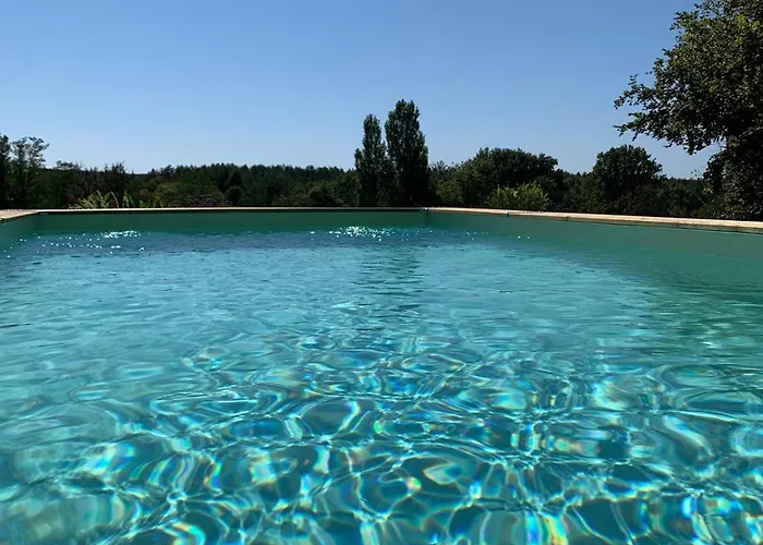 Les Sur La Colline - 21 M2 With Shared Pool Nyaraló