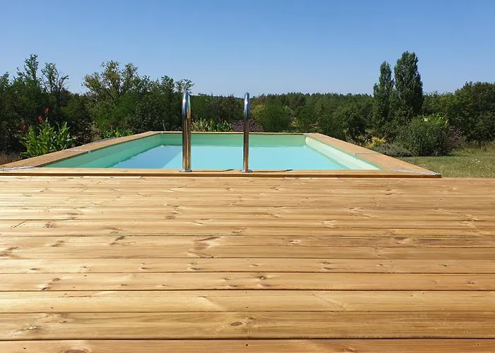 Les Sur La Colline - 21 M2 With Shared Pool * Montignac-de-Lauzun